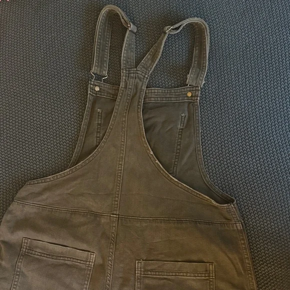 Aerie Grey Short Denim Overalls - Picture 3 of 4